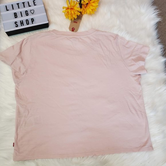Woman's Levi's Pink Logo T-Short NWT - Picture 8 of 8